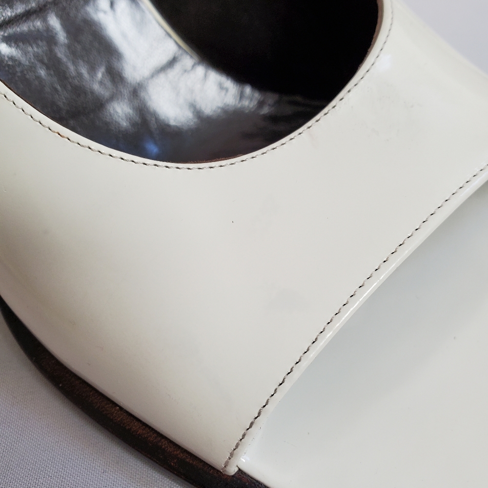 Gucci Winter White Sling Back Heels Sandals - Picture 9 of 16